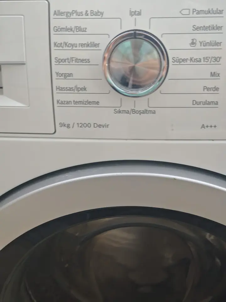 Beko çamaşır makinesi – Pompa filtresine sıkışan oyuncak lego parçası çıkarıldı, Tuzla